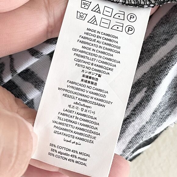 Michael Kors Y2K Top Size S Short Sleeve V Neck Zebra Print String Black White - Picture 11 of 13